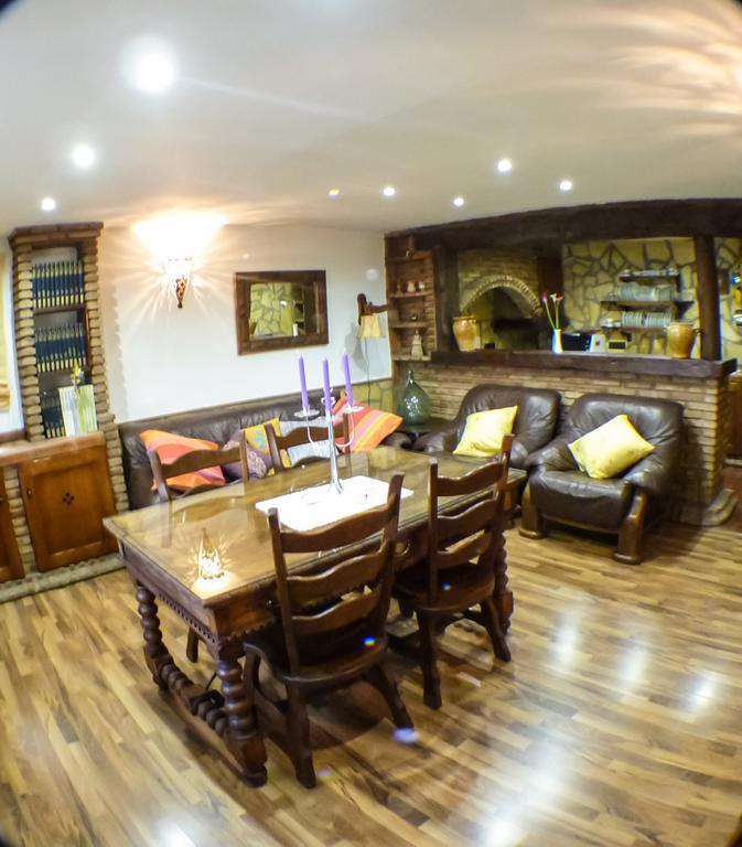 Cortijo de Balsain Green Peaks B&B Country House Alojamiento Rural מראה חיצוני תמונה